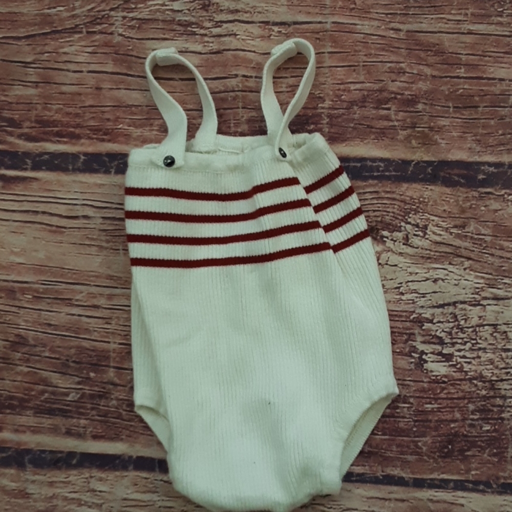 Pequeno Tocon romper shortall knit sz 18m